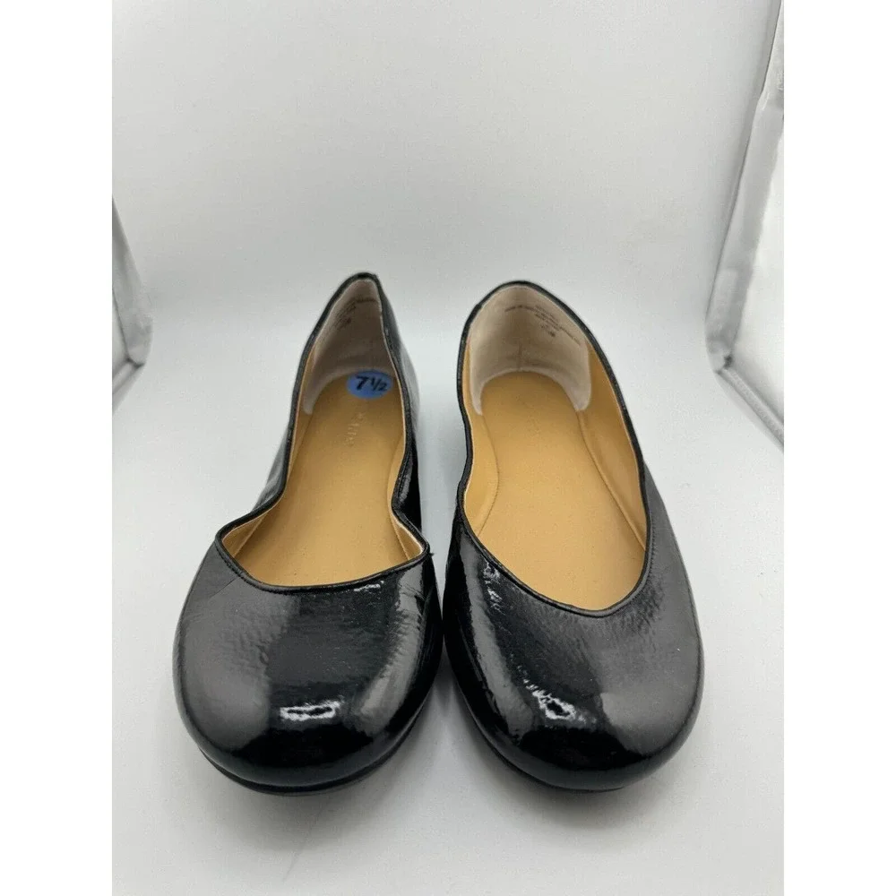 Nine West Fascinate Ballet Flats Size 7.5M Black Patent Leather Round Toe Shoes‎